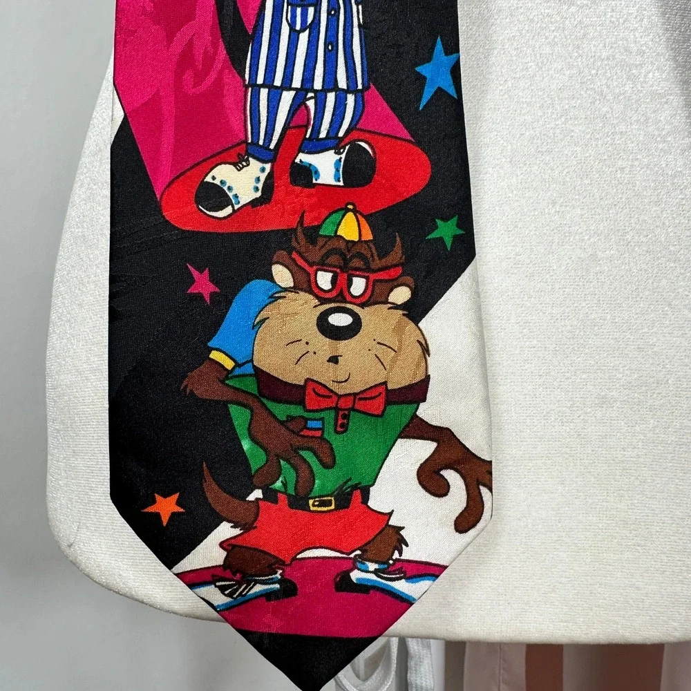 Vintage Looney Tunes Character Necktie Bugs Bunny Marvin Martian Taz Tie